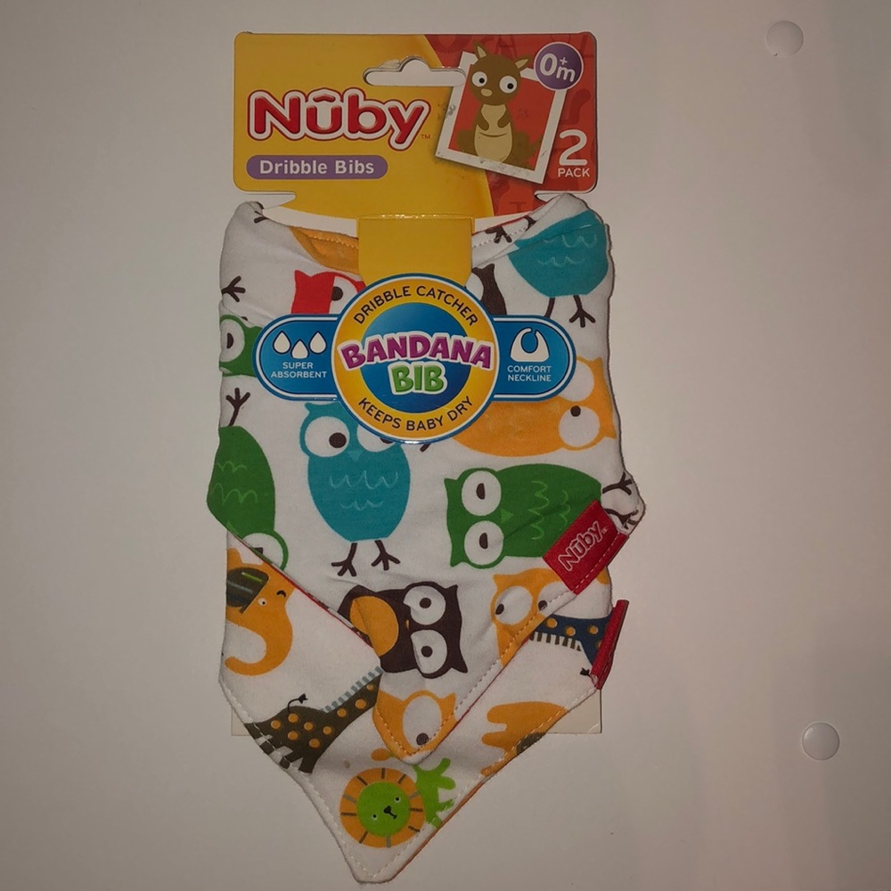 Nûby Bibs.